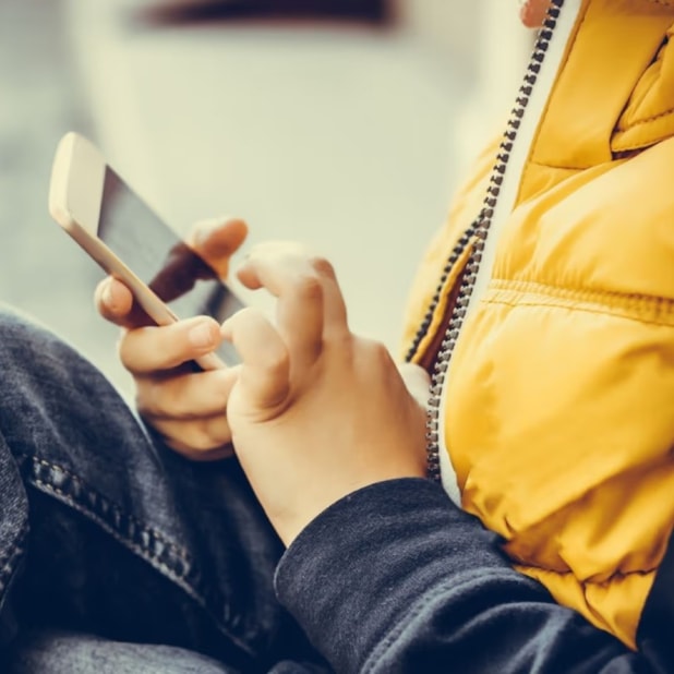 Dependência de Tecnologias em Crianças e Adolescentes - Streaming